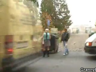 Gyzlaň söýgülisi picks up and fucks an old harlot
