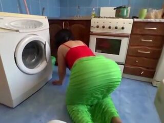 단계 엄마 펠트 그 그녀의 원 섹스 클립 과 allowed 그녀의 에 씨발 그녀의 바보