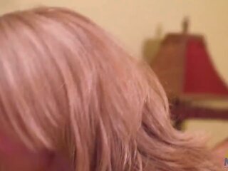 Perempuan hitam milf experiences lesbian xxx filem untuk yang pertama masa dengan beliau baru kekasih