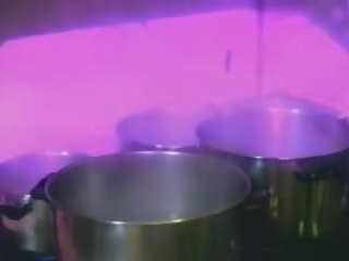 该 污秽 丰富 1980: 自由 1980 性别 夹 夹 fc