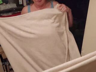 A Lonely MILF Seduces a swain who Rents Her Basement Apartment the Landlady first part