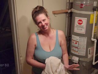 A Lonely MILF Seduces a swain who Rents Her Basement Apartment the Landlady first part