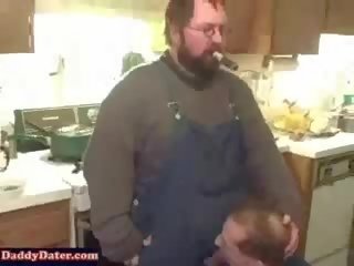 Daddydater cigar パパ クマ 取得 彼の 大きい 軸 吸い込ま